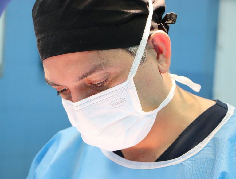 دکتر یاسر کبیری ززاده متخصص جراحی زیبایی و چاقی - بهترین جراح چاقی در تهران